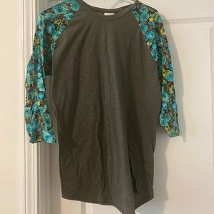 Lularoe randy size l